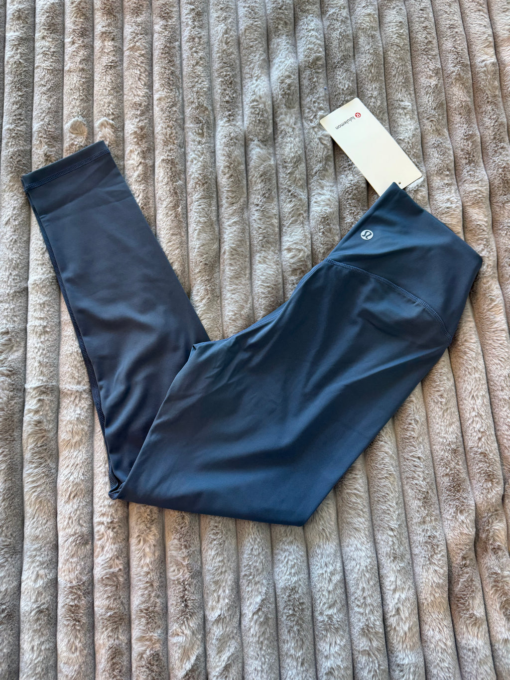 Iron Blue I NWT  🏷️ I  LuLuLemon Athletica Define Women’s 2-Piece Set