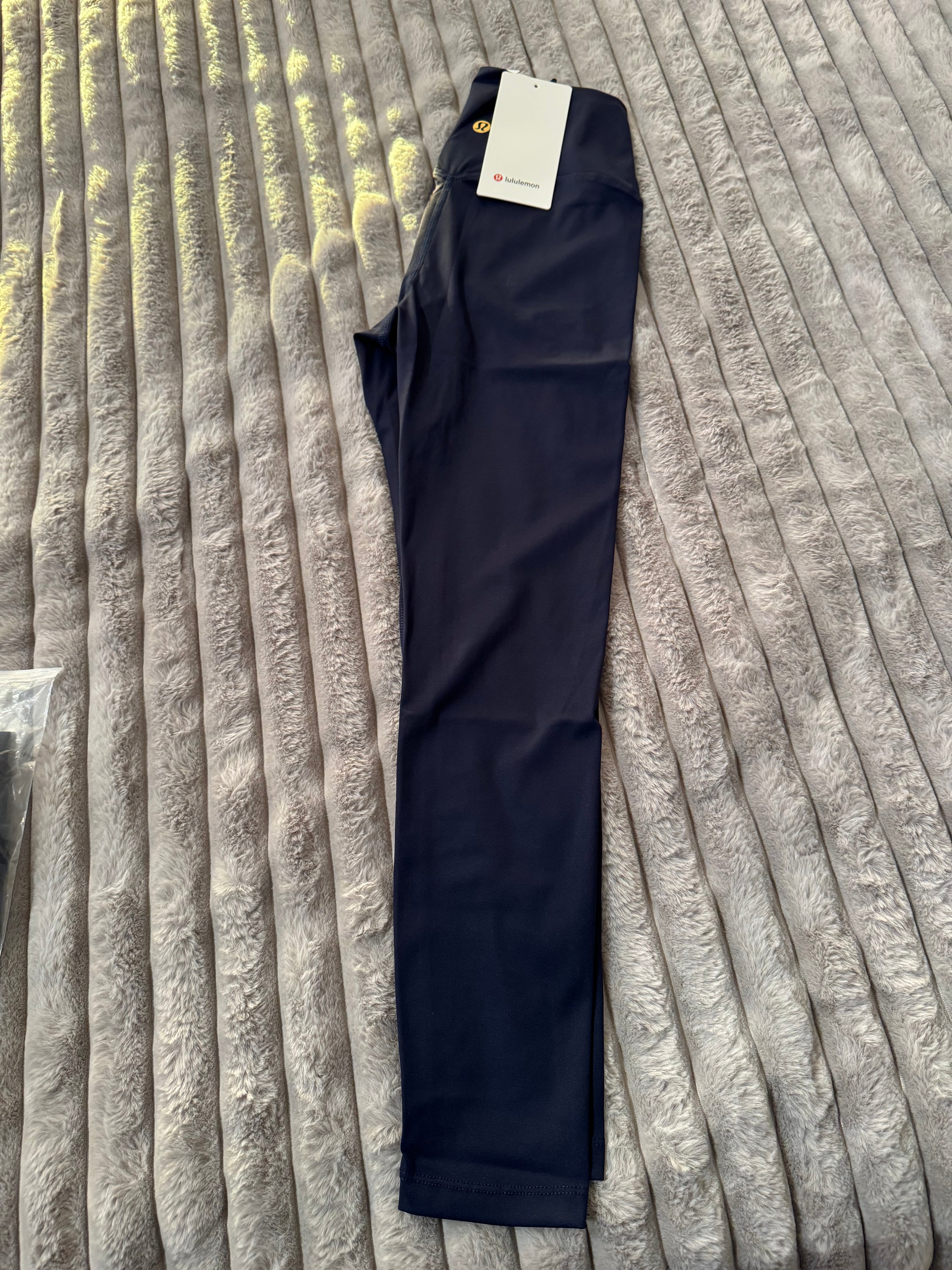 Navy Blue I NWT  🏷️ I  LuLuLemon Athletica Define Women’s 2-Piece Set