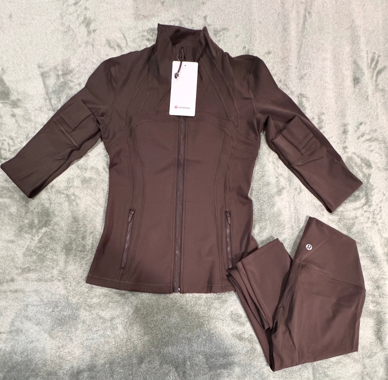 Brown I NWT  🏷️ I  LuLuLemon Athletica Define Women’s 2-Piece Set