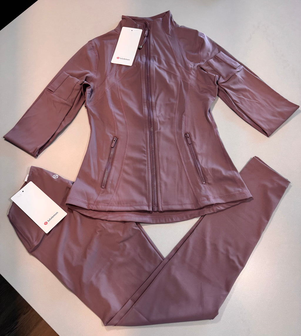 Lavender I NWT  🏷️ I  LuLuLemon Athletica Define Women’s 2-Piece Set