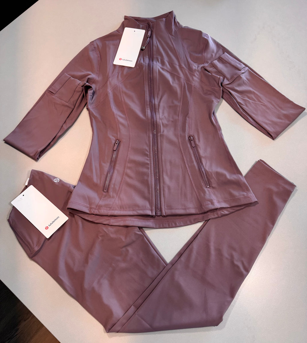 Lavender I NWT  🏷️ I  LuLuLemon Athletica Define Women’s 2-Piece Set