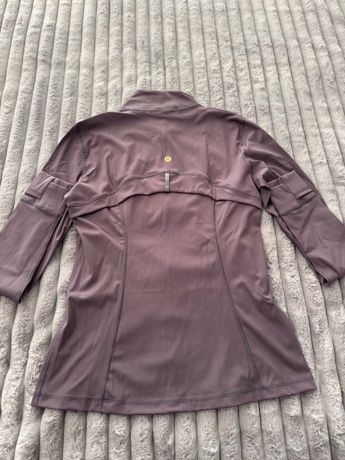 Maroon  I NWT  🏷️ I  LuLuLemon Athletica Define Women’s 2-Piece Set