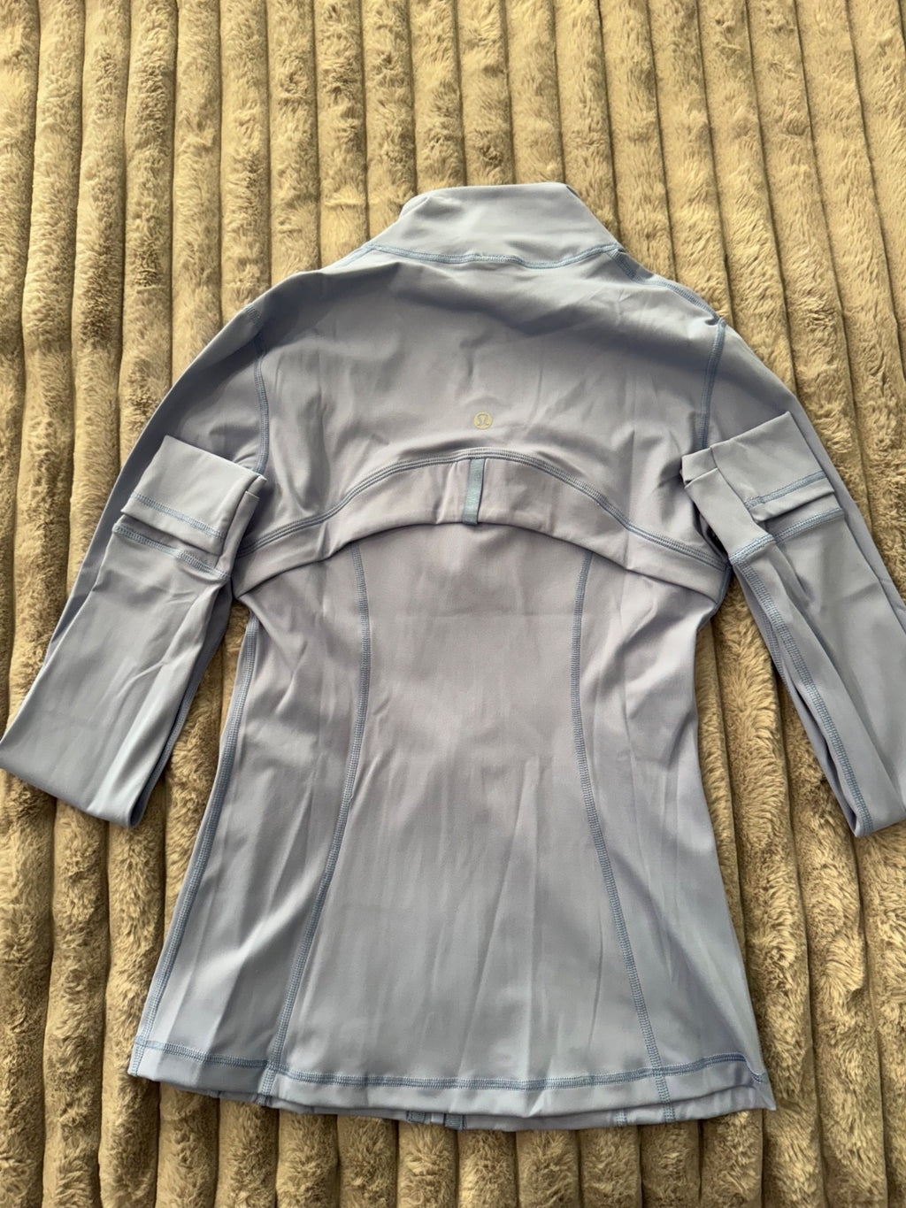 SKY BLUE  I NWT  🏷️ I  LuLuLemon Athletica Define Women’s 2-Piece Set