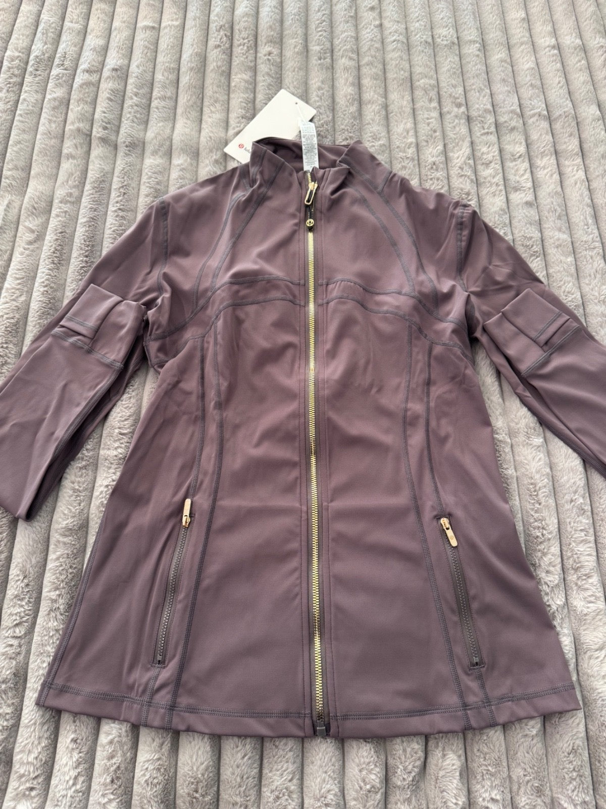 Maroon  I NWT  🏷️ I  LuLuLemon Athletica Define Women’s 2-Piece Set